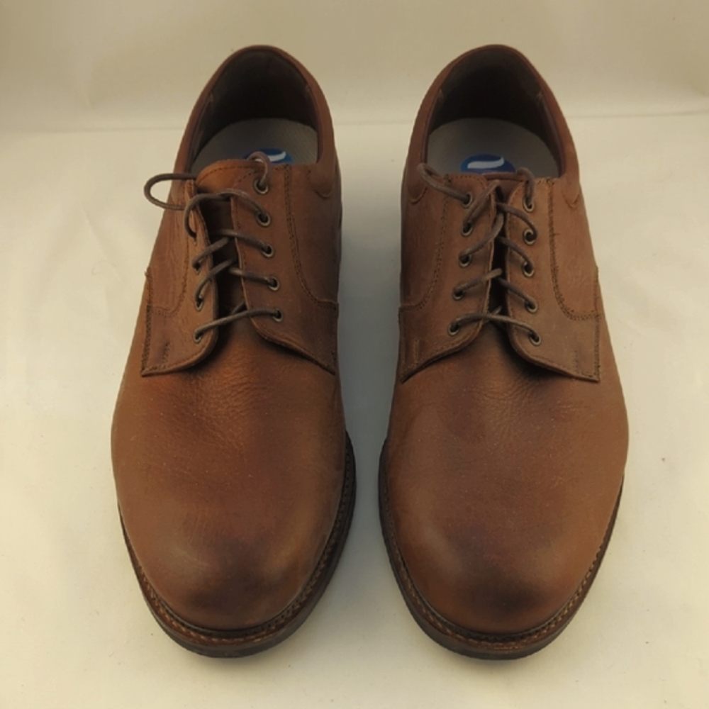 Brown Leather Derby Oxfords with Minimalist Design